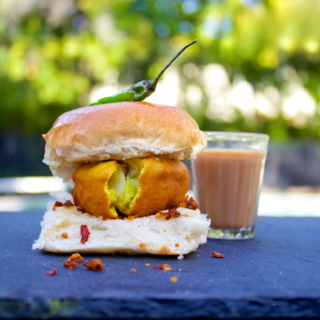 Mumbaiya Vada Pao with Masala Chai